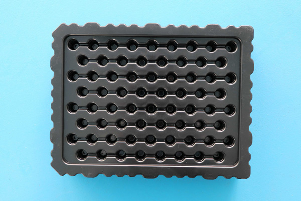 南(nan)京汽車(chē)零部件(jian)吸塑包(bāo)裝-方立(lì)包裝-定(dìng)制汽車(che)零部件(jian)吸塑包(bao)裝